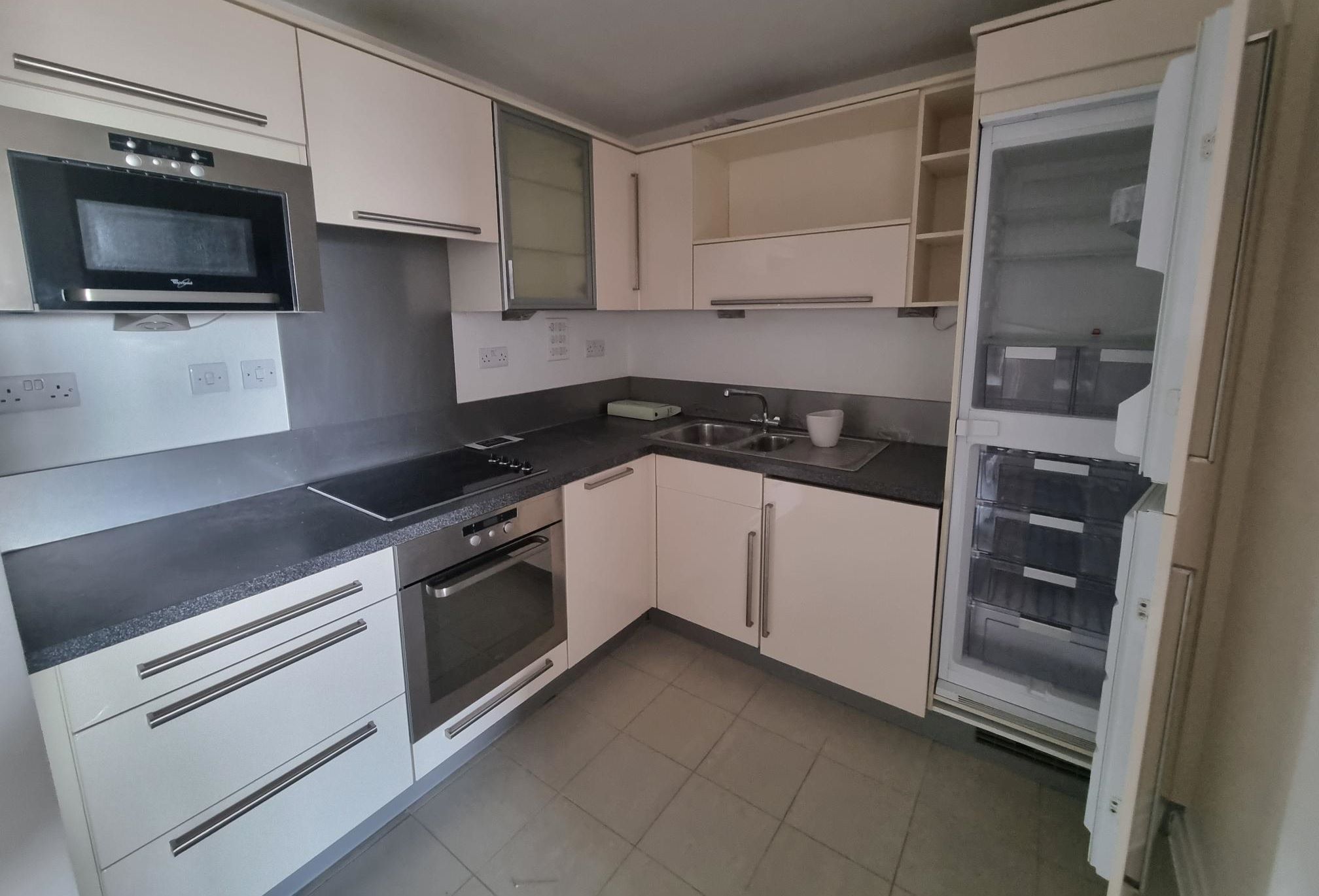 RESIDENTIAL INVESTMENT: A VACANT ONE BEDROOM APARTMENT WITH PARKING CLOSE TO THE HIGH STREET CONSIDERED TO BE AN IDEAL BUY TO LET INVESTMENT