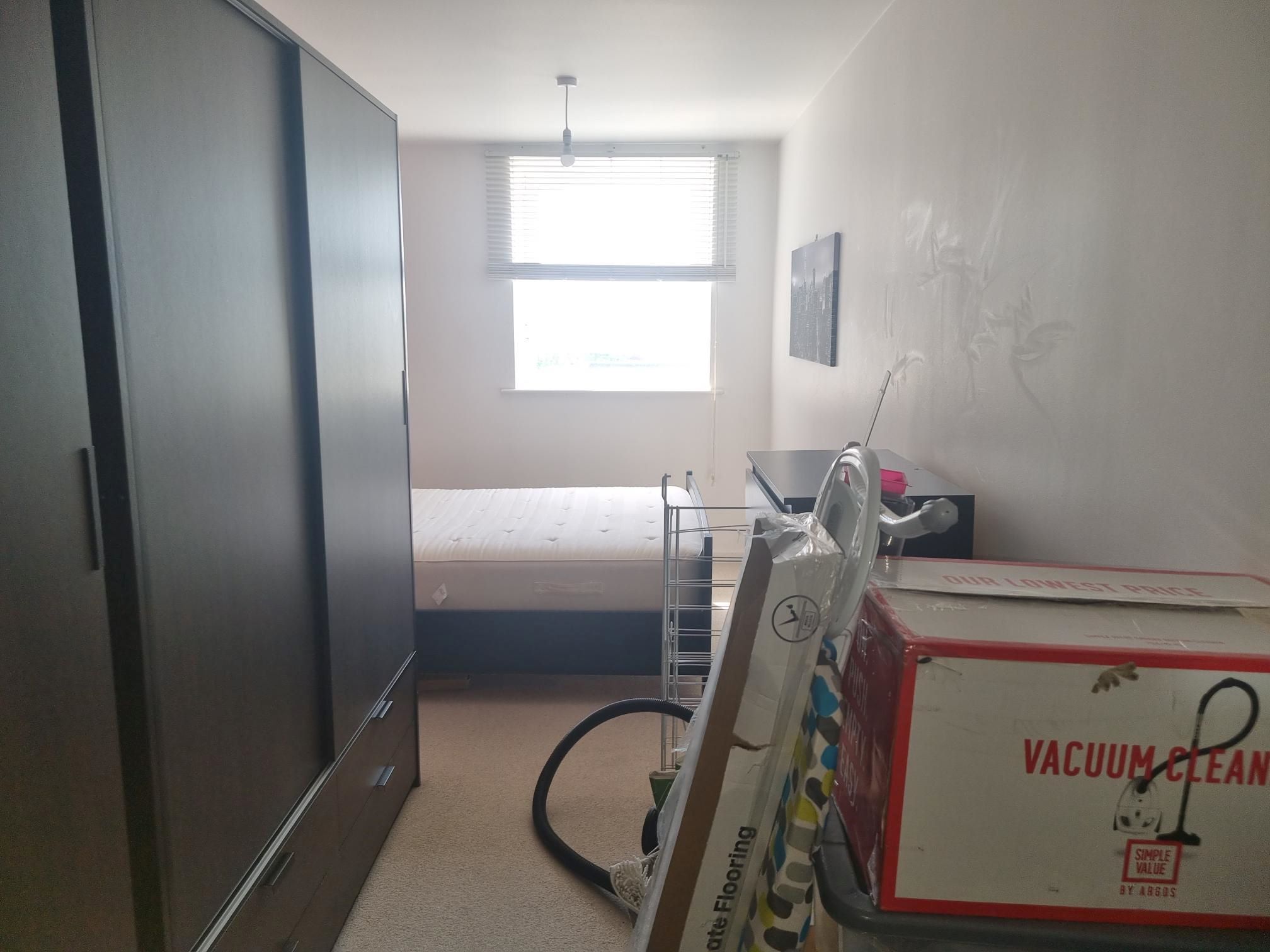 RESIDENTIAL INVESTMENT: A VACANT ONE BEDROOM APARTMENT WITH PARKING CLOSE TO THE HIGH STREET CONSIDERED TO BE AN IDEAL BUY TO LET INVESTMENT