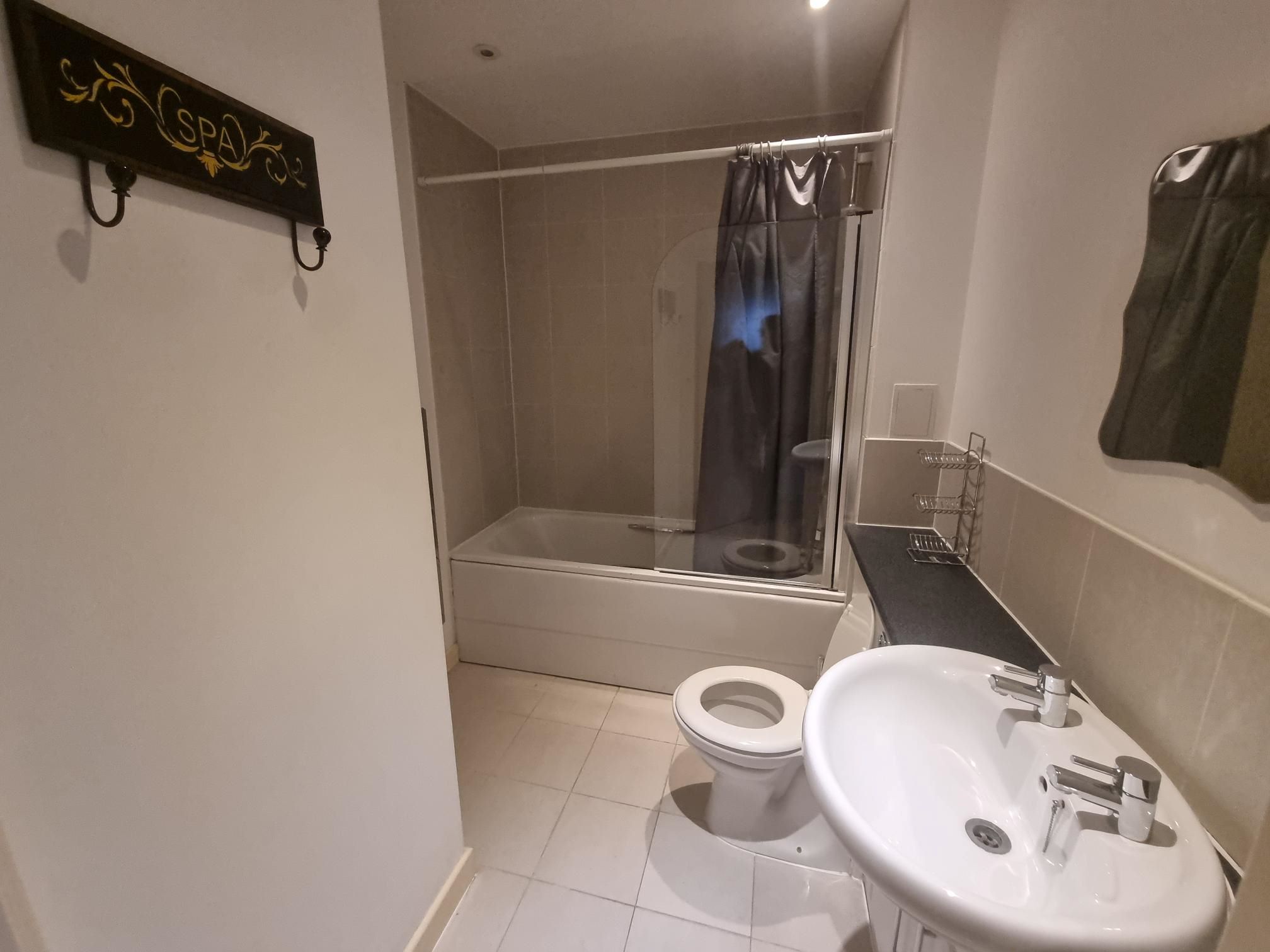 RESIDENTIAL INVESTMENT: A VACANT ONE BEDROOM APARTMENT WITH PARKING CLOSE TO THE HIGH STREET CONSIDERED TO BE AN IDEAL BUY TO LET INVESTMENT