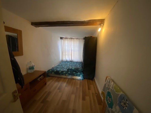 RESIDENTIAL/BUY TO LET INVESTMENT: A FREEHOLD FIVE/SIX BEDROOM HOUSE IN THE CITY CENTRE CONSIDERED TO BE A SUITABLE BUY TO LET INVESTMENT