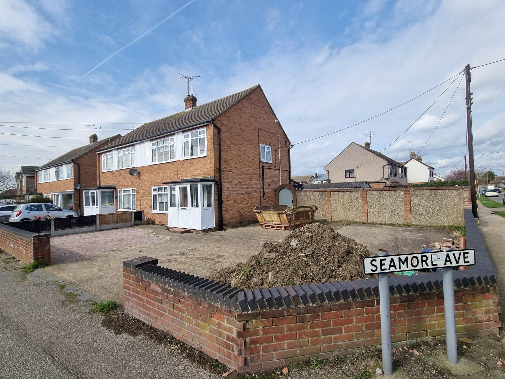 DEVELOPMENT OPPORTUNITY: A VACANT FREEHOLD SEMI DETACHED HOUSE WITH PLANNING PERMISSION TO EXTEND AND CONVERT TO THREE DWELLINGS