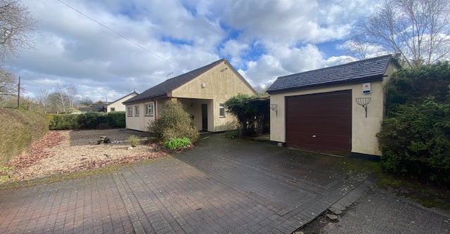 REFURBISHMENT/REDEVELOPMENT: A VACANT FREEHOLD DETACHED CHALET  IN NEED OF MODERNISATION ON A PLOT MEASURING APPROXIMATELY 0.73 ACRES 