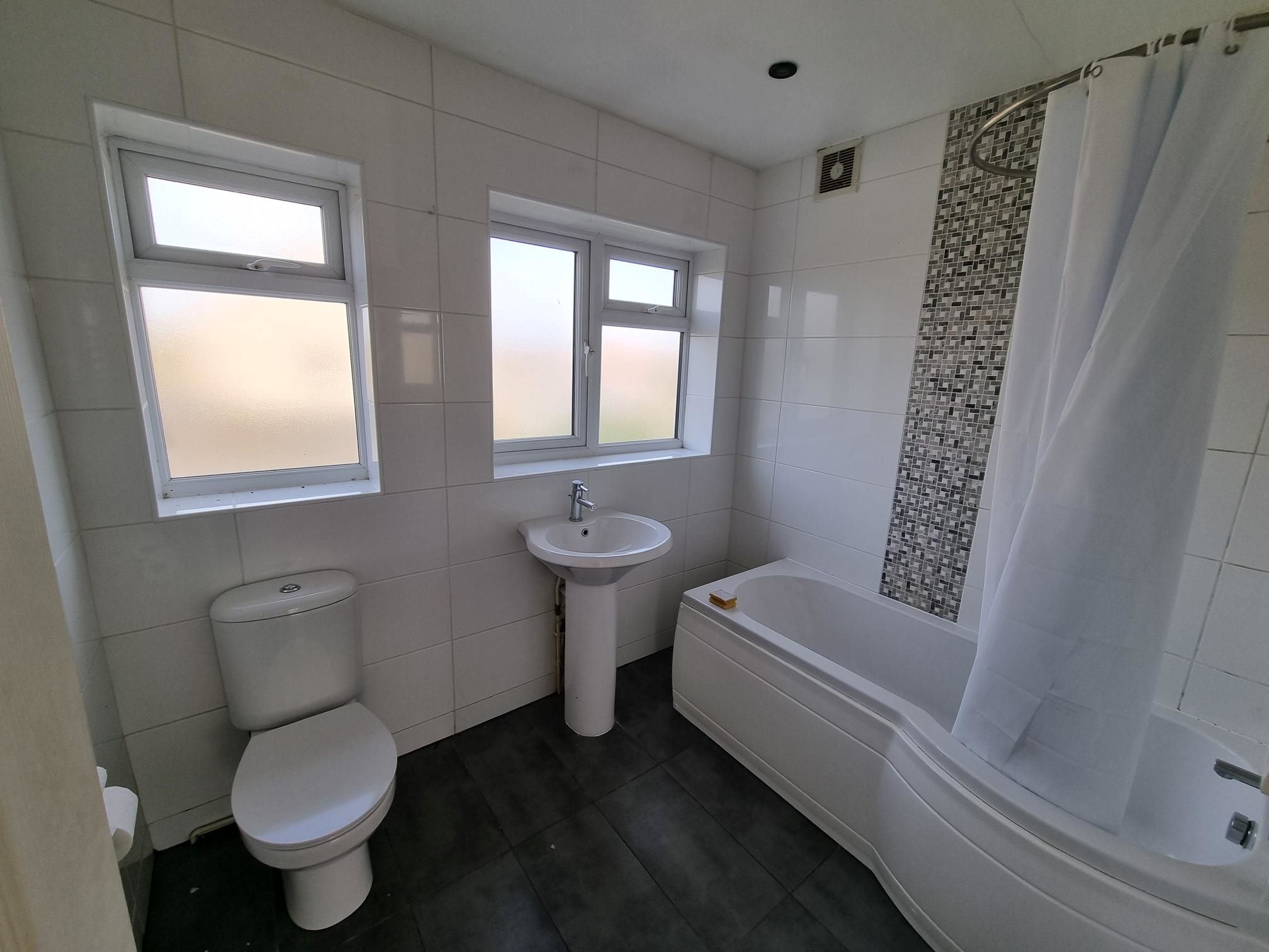 DEVELOPMENT OPPORTUNITY: A VACANT FREEHOLD SEMI DETACHED HOUSE ON A CORNER PLOT WITH PLANNING PERMISSION GRANTED FOR ADDITIONAL DWELLINGS