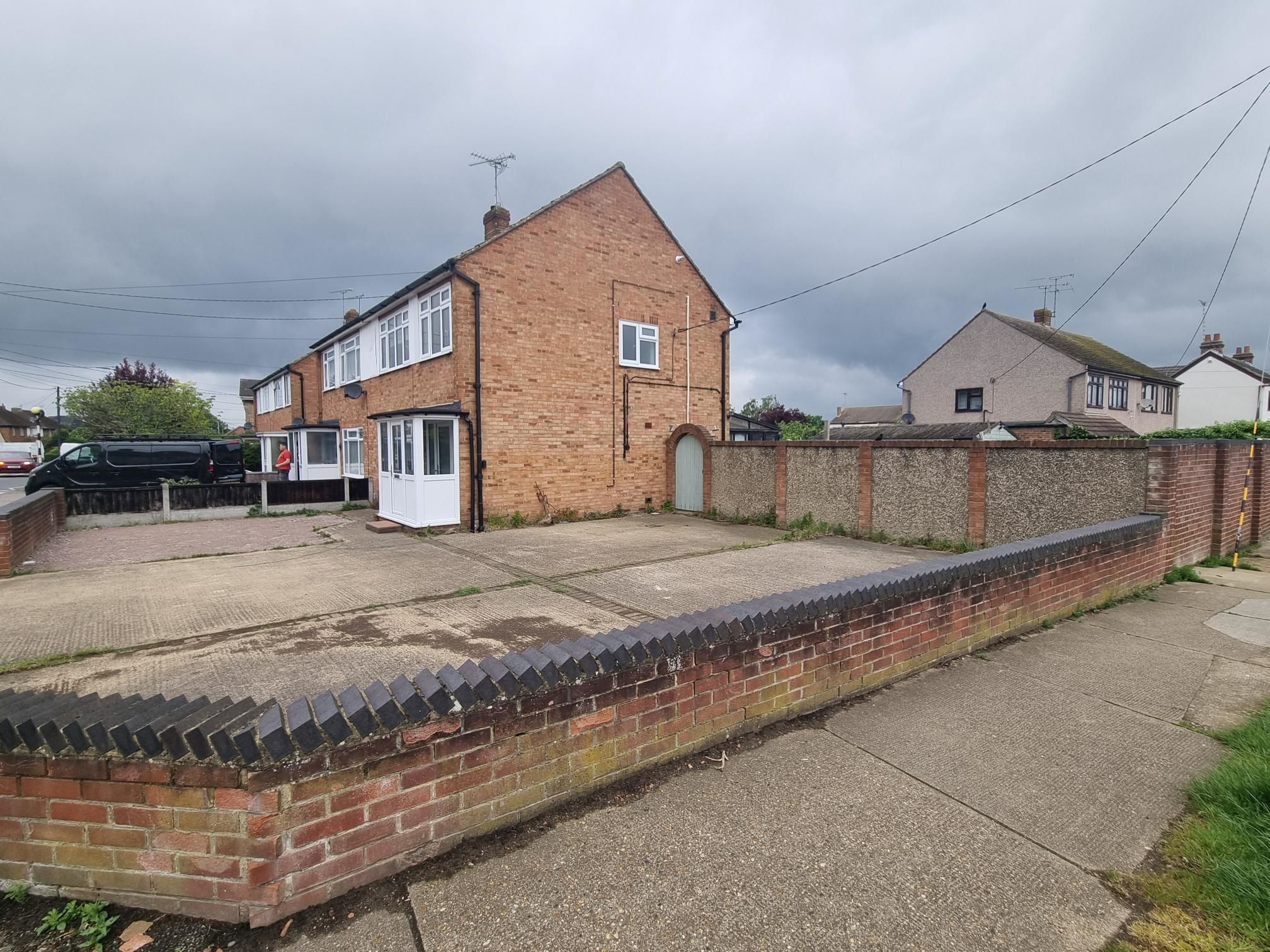 DEVELOPMENT OPPORTUNITY: A VACANT FREEHOLD SEMI DETACHED HOUSE ON A CORNER PLOT WITH PLANNING PERMISSION GRANTED FOR ADDITIONAL DWELLINGS