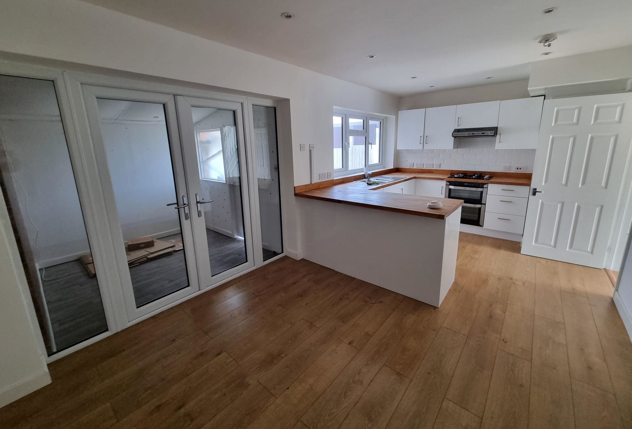 DEVELOPMENT OPPORTUNITY: A VACANT FREEHOLD SEMI DETACHED HOUSE ON A CORNER PLOT WITH PLANNING PERMISSION GRANTED FOR ADDITIONAL DWELLINGS