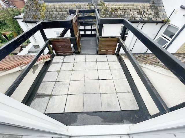 RESIDENTIAL OPPORTUNITY: A SUBSTANTIAL FREEHOLD PROPERTY ARRANGED AS THREE FLATS OFFERING HUGE POTENTIAL FOR RE-CONFIGURATION/RE-DEVELOPMENT