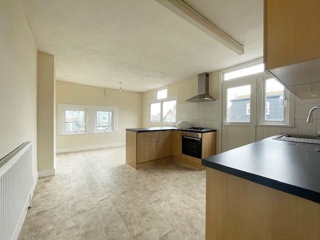 RESIDENTIAL OPPORTUNITY: A SUBSTANTIAL FREEHOLD PROPERTY ARRANGED AS THREE FLATS OFFERING HUGE POTENTIAL FOR RE-CONFIGURATION/RE-DEVELOPMENT