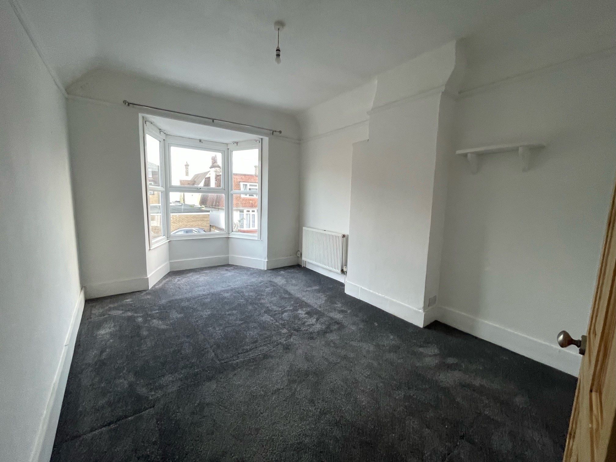 RESIDENTIAL INVESTMENT: A THREE BEDROOM HOUSE BEING SOLD WITH VACANT POSSESSION CONSIDERED TO BE IDEAL TO BUY TO LET OR FOR OWNER OCCUPATION  
