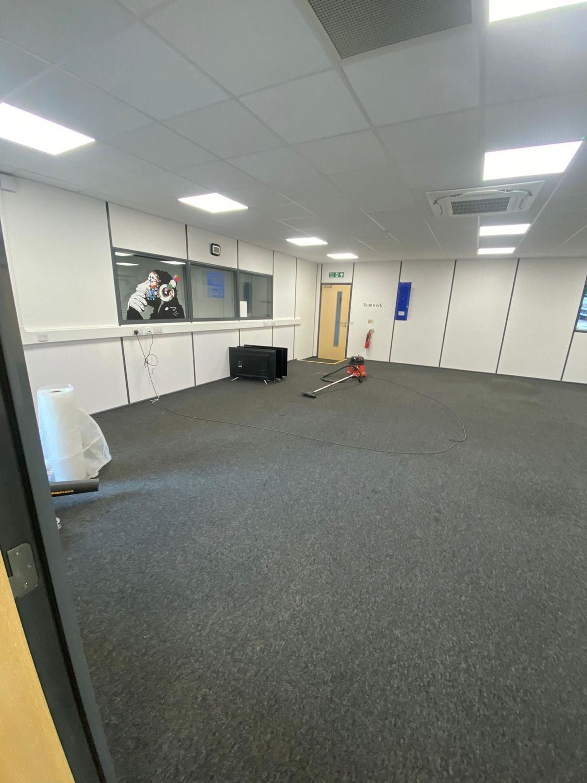 INDUSTRIAL OPPORTUNITY: A VACANT LONG LEASEHOLD PROPERTY WITH FORECOURT PARKING BELIEVED TO HAVE A POTENTIAL RENTAL INCOME OF £25,000 PER ANNUM 