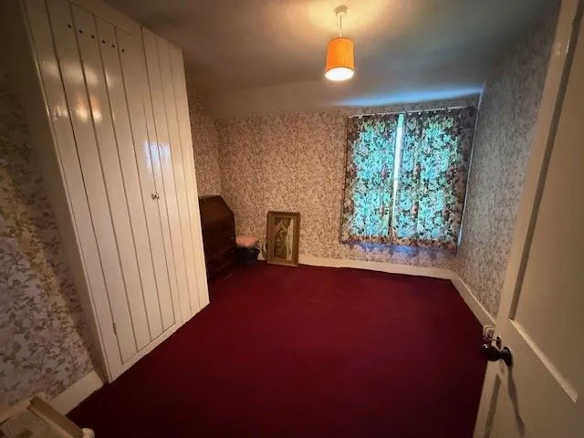 REFURBISHMENT/REDEVELOPMENT: AVAILABLE NOW WITH ALL OFFERS UNDER AUCTION CONDITIONS CONSIDERED: A VACANT SUBSTANTIAL DETACHED PERIOD HOUSE WITH OUTBUILDINGS ON A 1.9 ACRE PLOT IN NEED OF RENOVATION  