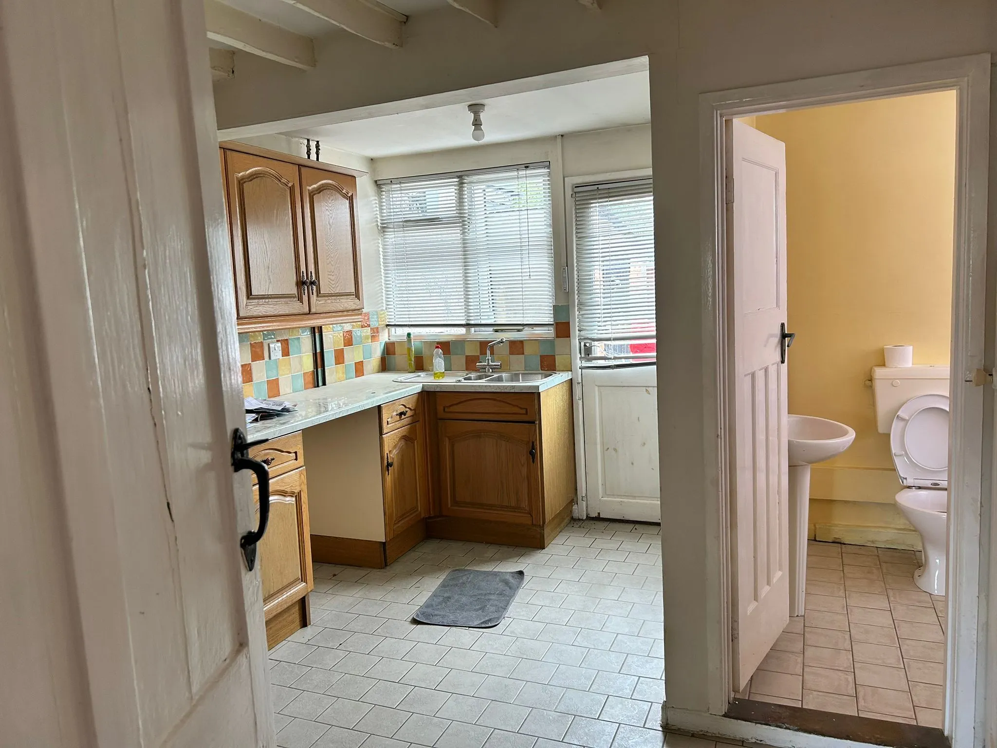 REFURBISHMENT OPPORTUNITY: A TWO BEDROOM VACANT FREEHOLD COTTAGE IN POPULAR VILLAGE LOCATION IN NEED OF SOME COSMETIC REFURBISHMENT