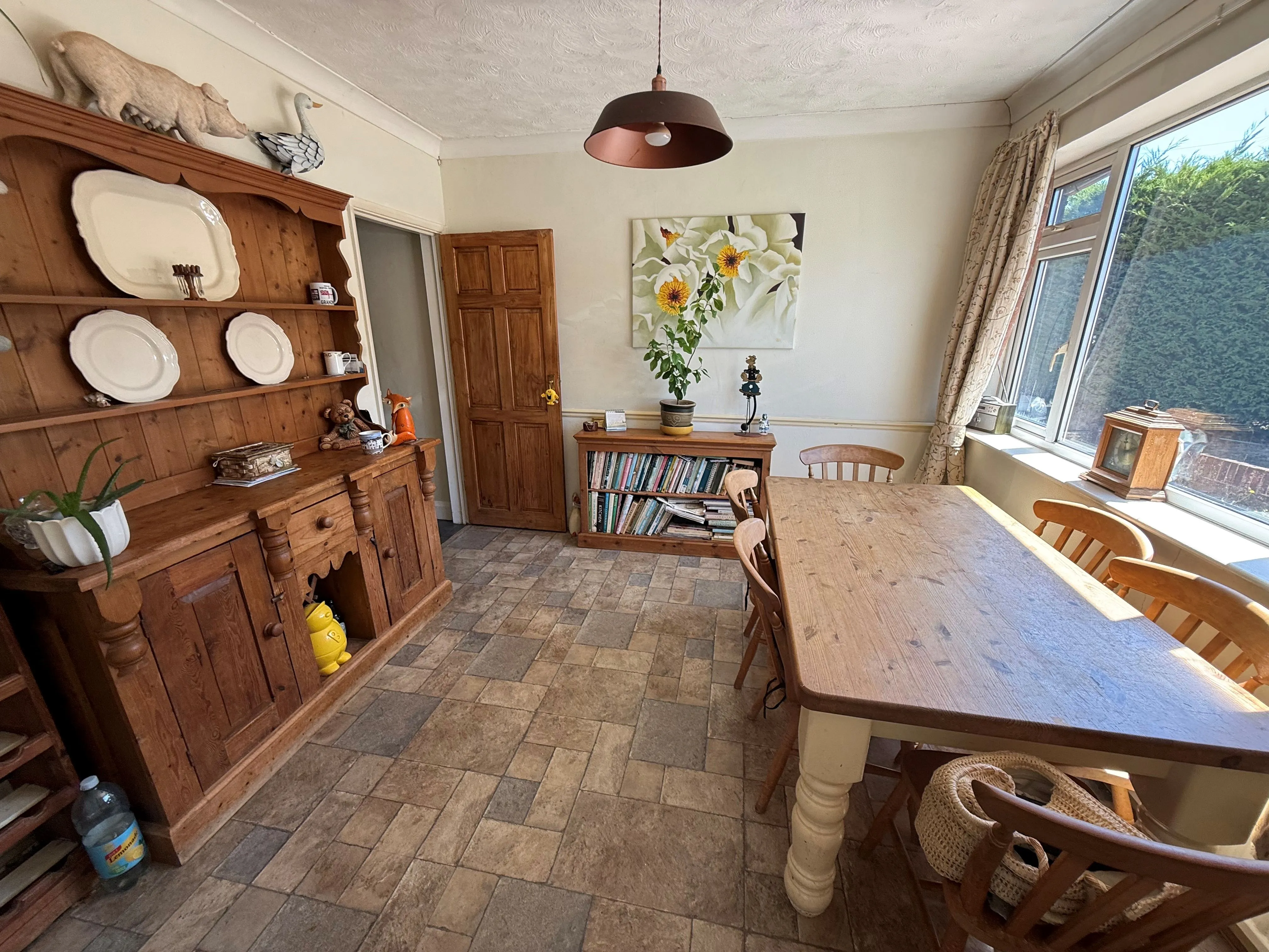 REFURBISHMENT OPPORTUNITY: A FREEHOLD DETACHED BUNGALOW ON A CORNER PLOT WITH POTENTIAL FOR IMPROVEMENT/EXTENSION SUBJECT TO PLANNING