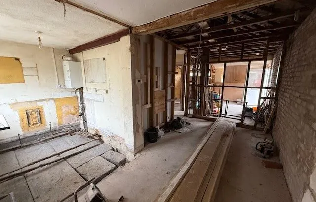 RE-DEVELOPMENT OPPORTUNITY: A VACANT FREEHOLD DETACHED SINGLE BRICK BUILT BUNGALOW IN SHELL LIKE CONDITION OFFERING POTENTIAL FOR REDEVELOPMENT 