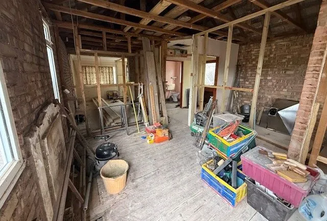 RE-DEVELOPMENT OPPORTUNITY: A VACANT FREEHOLD DETACHED SINGLE BRICK BUILT BUNGALOW IN SHELL LIKE CONDITION OFFERING POTENTIAL FOR REDEVELOPMENT 