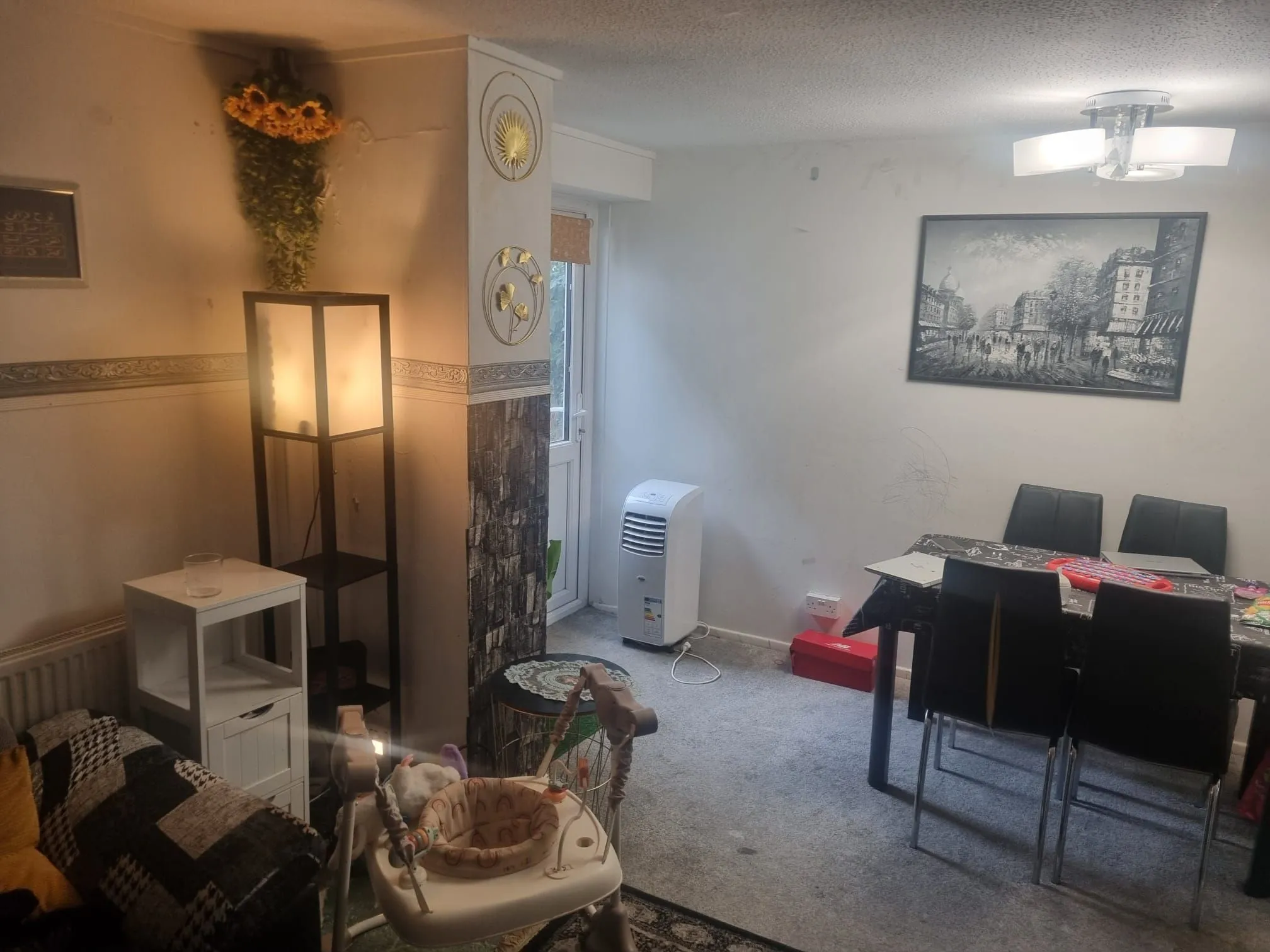 BUY TO LET INVESTMENT: A FOUR BEDROOM MAISONETTE WITH GARDEN AND CLOSE TO TRAIN STATION PRODUCING AN ANNUAL INCOME OF  £20,400.