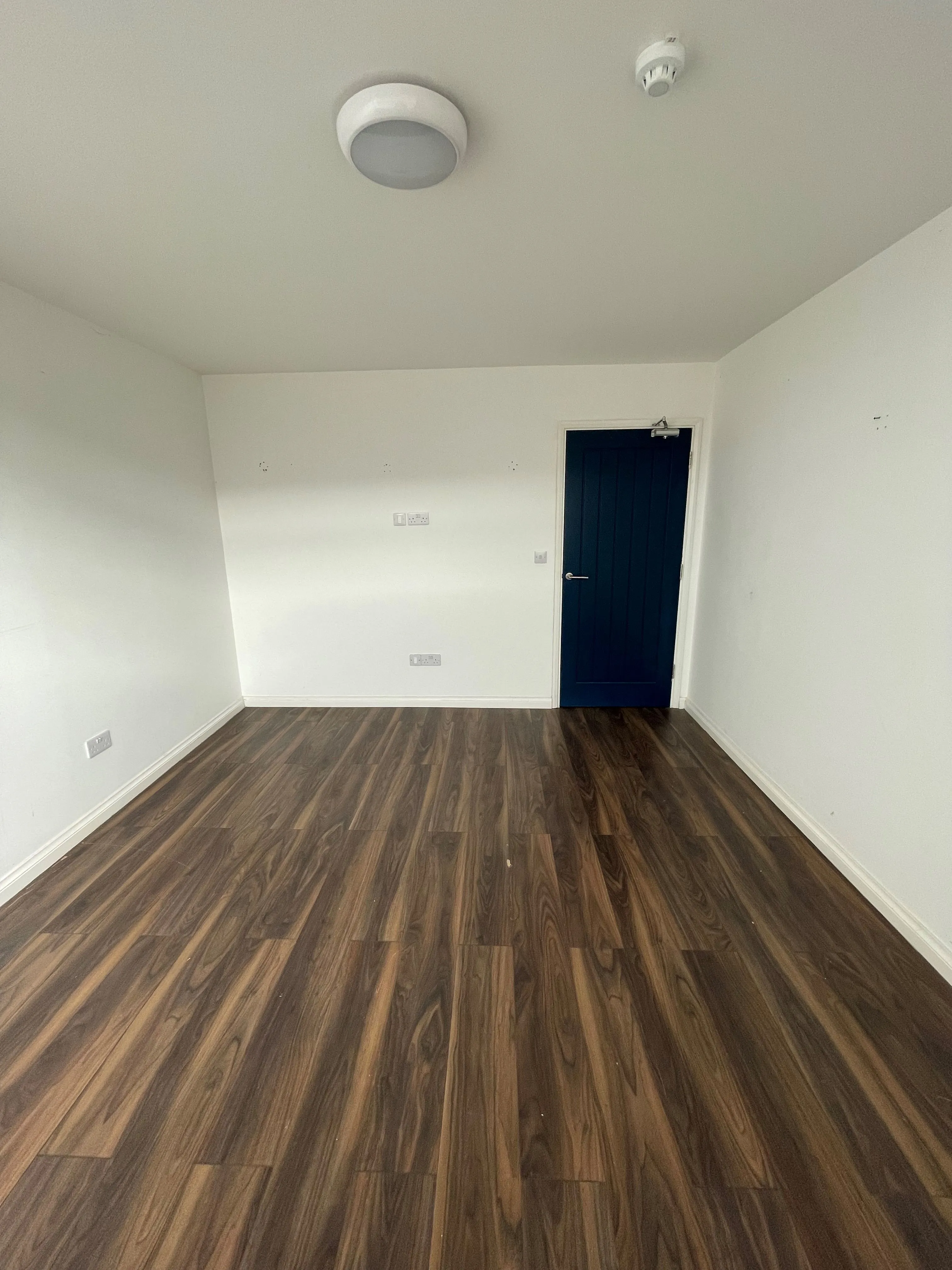 MIXED USE INVESTMENT OPPORTUNITY: A FREEHOLD PROPERTY COMPRISING TWO COMMERCIAL SHOPS WITH FIVE FLATS ABOVE AND CAR PARK TO THE REAR