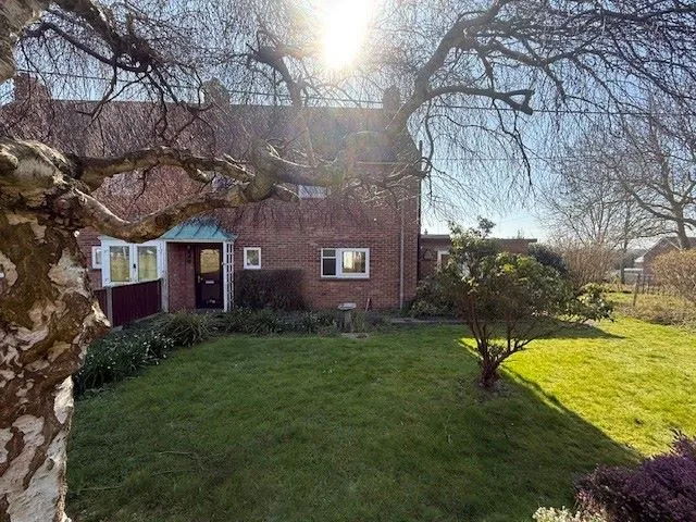 REFURBISHMENT OPPORTUNITY: A THREE BEDROOM VACANT FREEHOLD HOUSE IN A POPULAR VILLAGE LOCATION IN NEED OF MODERNISATION AND REFURBISHMENT  