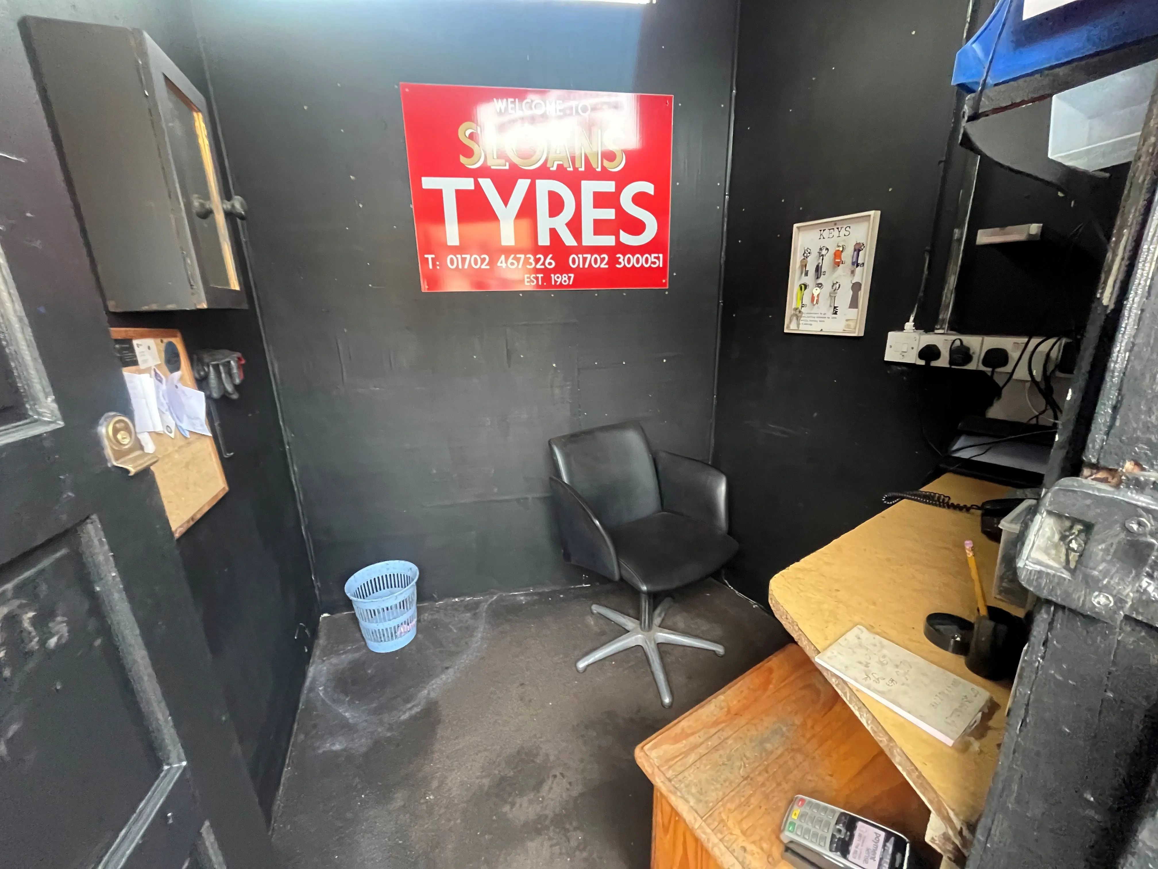 INVESTMENT/DEVELOPMENT: A FREEHOLD BUILDING OF 3 FLATS AND COMMERCIAL WORKSHOP WITH REAR YARD THAT BENEFITS FROM PLANNING PERMISSION