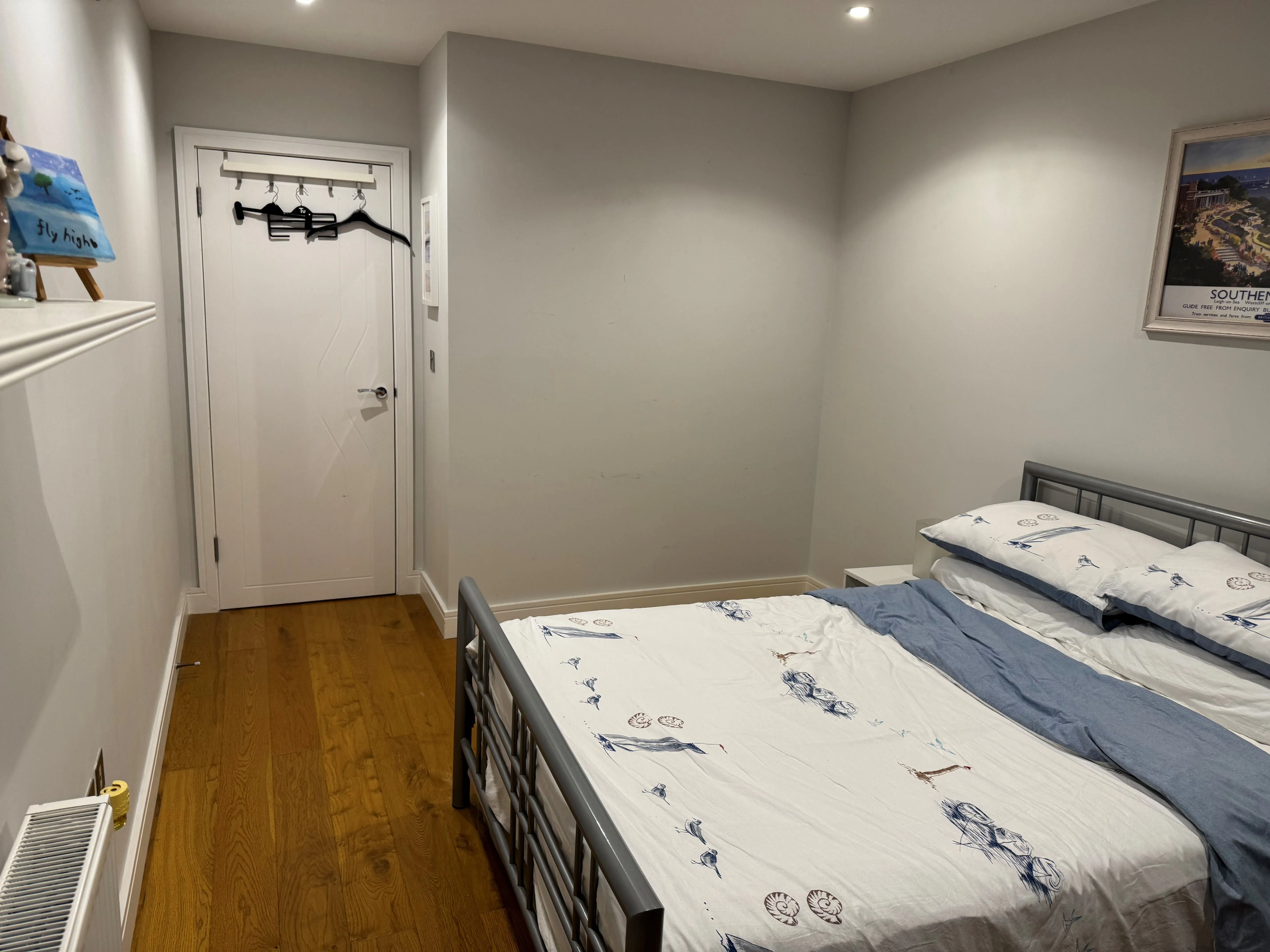 RESIDENTIAL/BUY TO LET INVESTMENT: MODERN TWO BEDROOM APARTMENT IN THE HEART OF THE CITY CENTRE CONSIDERED TO BE AN IDEAL BUY TO LET INVESTMENT