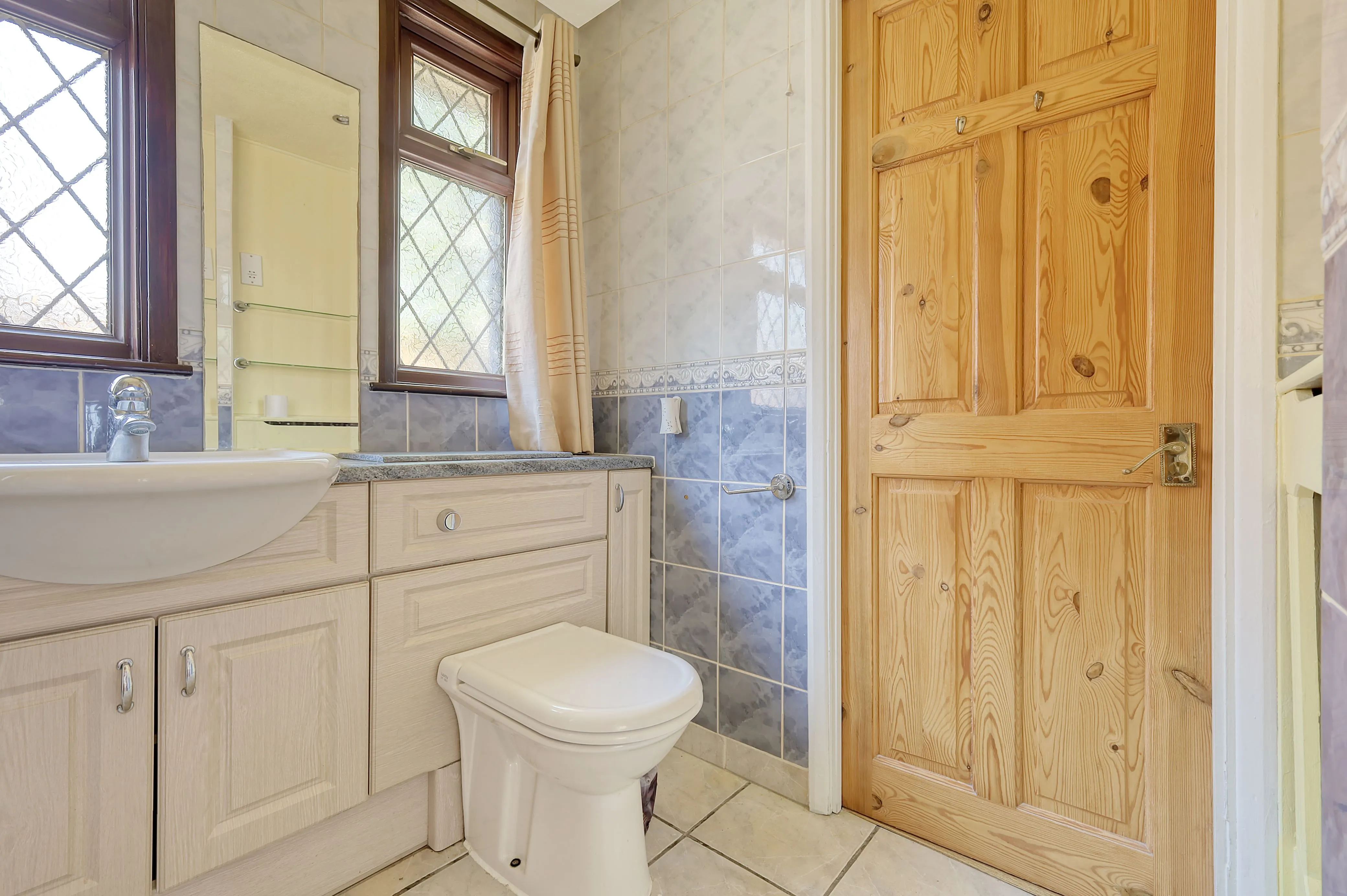 REFURBISHMENT OPPORTUNITY: A VACANT FREEHOLD DETACHED TIMBER FRAMED BUNGALOW IN A POPULAR VILLAGE IN NEED OF MODERNISATION AND IMPROVEMENT 