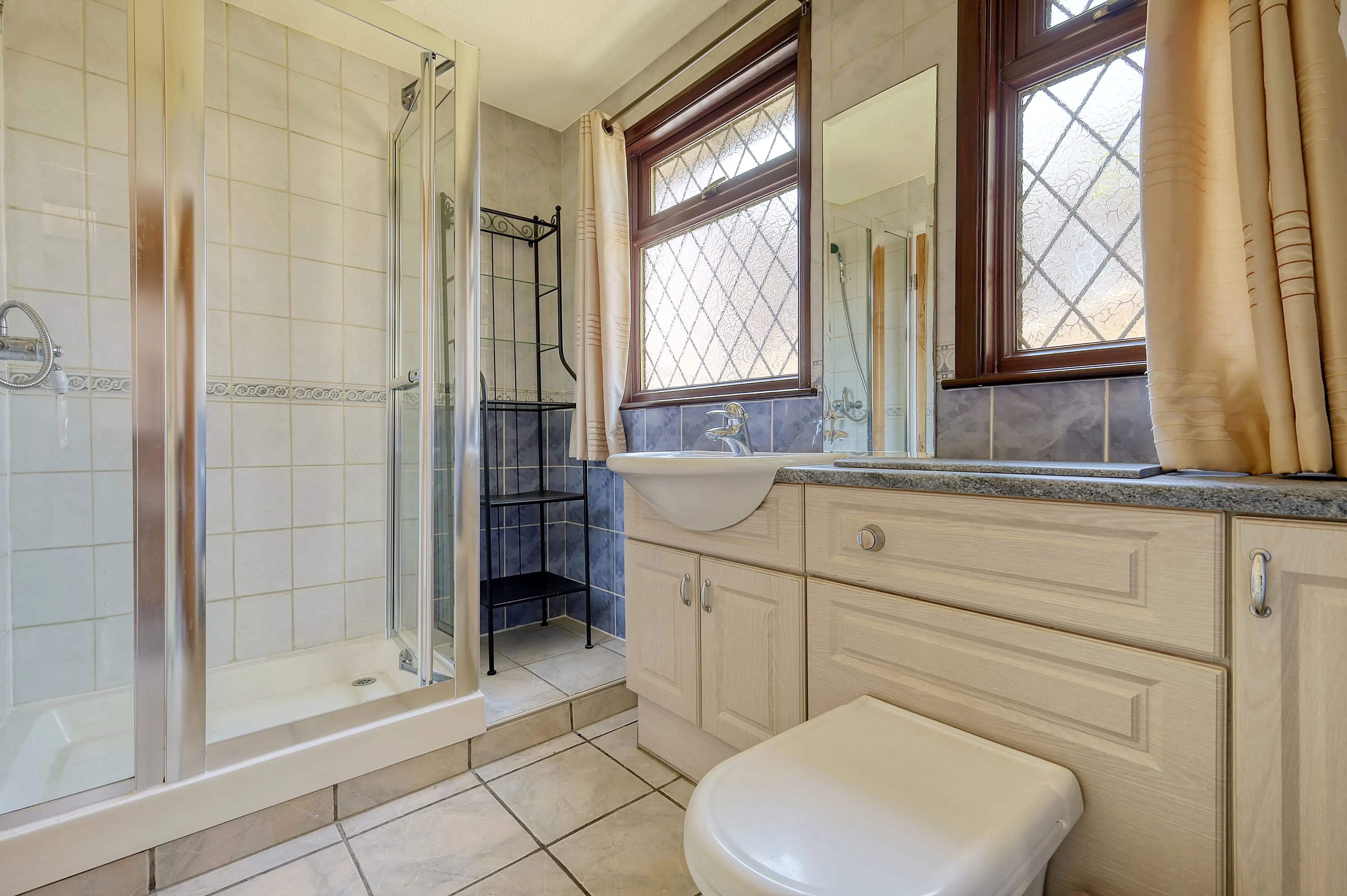 REFURBISHMENT OPPORTUNITY: A VACANT FREEHOLD DETACHED TIMBER FRAMED BUNGALOW IN A POPULAR VILLAGE IN NEED OF MODERNISATION AND IMPROVEMENT 