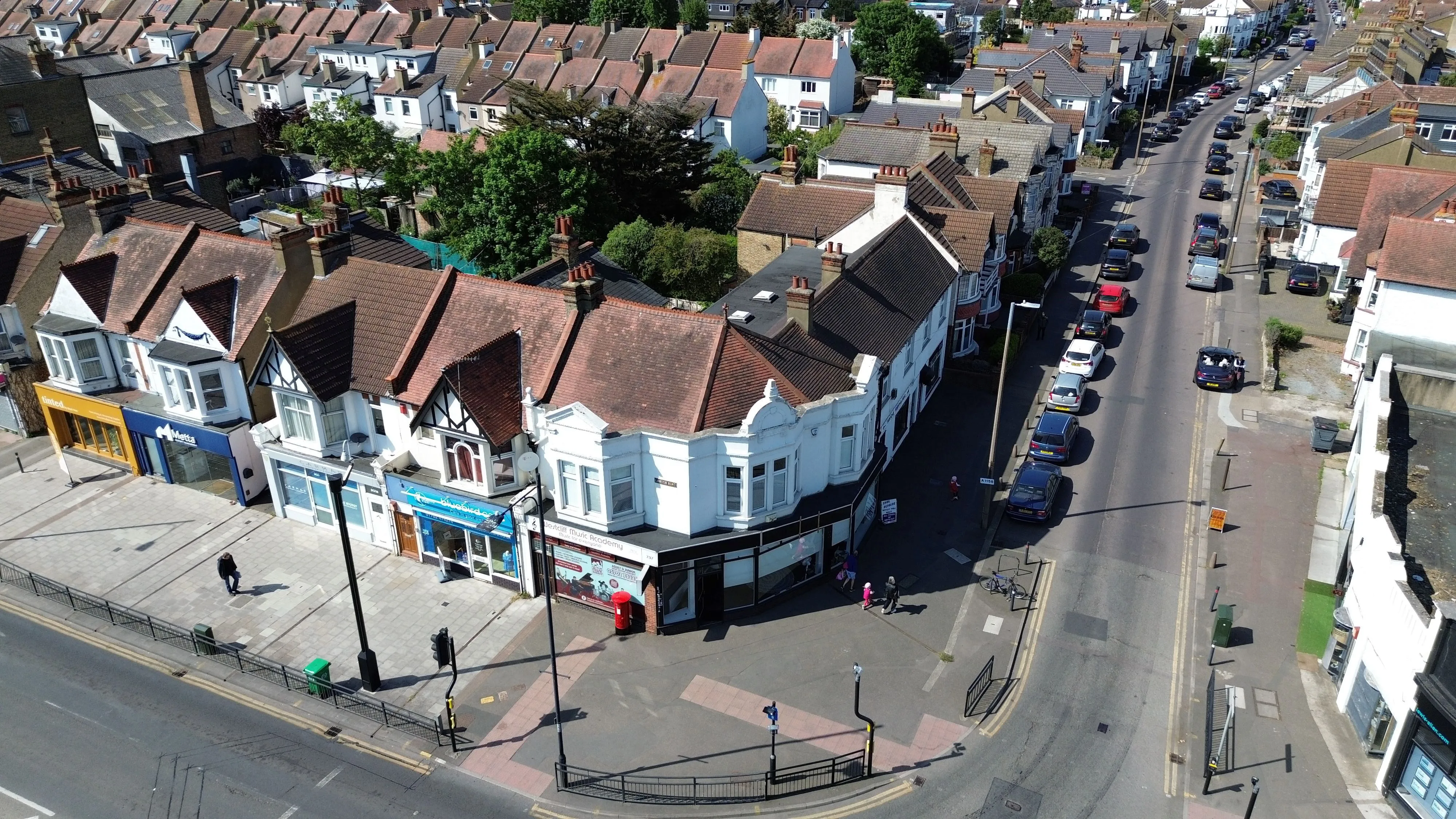 FREEHOLD MIXED USE INVESTMENT: CONSISTING OF FOUR COMMERCIAL UNITS AND ONE FIRST FLOOR OFFICE SUITE SITUATED ON A PROMINENT CORNER LOCATION