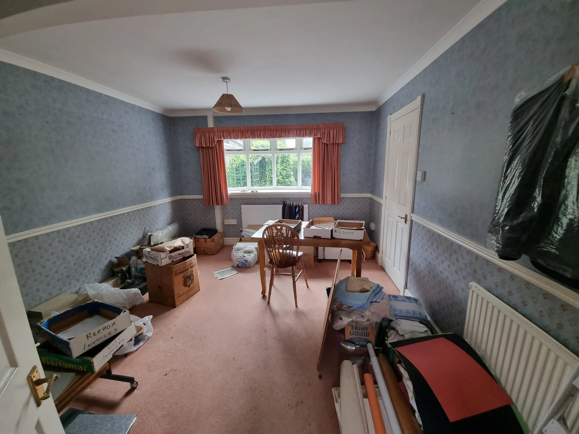 REFURBISHMENT OPPORTUNITY: A VACANT CHARACTER COTTAGE LOCATED IN THE VILLAGE OF COOPERSALE WITH POTENTIAL FOR EXTENDING SUBJECT TO CONSENT