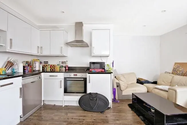 BUY TO LET INVESTMENT: A TWO BEDROOM SECOND FLOOR APARTMENT CLOSE TO THE SEAFRONT WITH A TENANT IN OCCUPATION CURRENTLY LET AT £15,600 PA