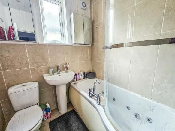 BUY TO LET INVESTMENT: A THREE BEDROOM FIRST FLOOR MAISONETTE WITH TENANT IN OCCUPATION PRODUCING AN INCOME OF  £20,400 PER ANNUM