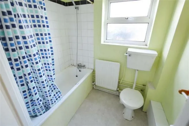 RESIDENTIAL/BUY TO LET INVESTMENT: A LEASEHOLD ONE BEDROOM VACANT GROUND FLOOR FLAT  CONSIDERED TO BE AN IDEAL BUY TO LET INVESTMENT