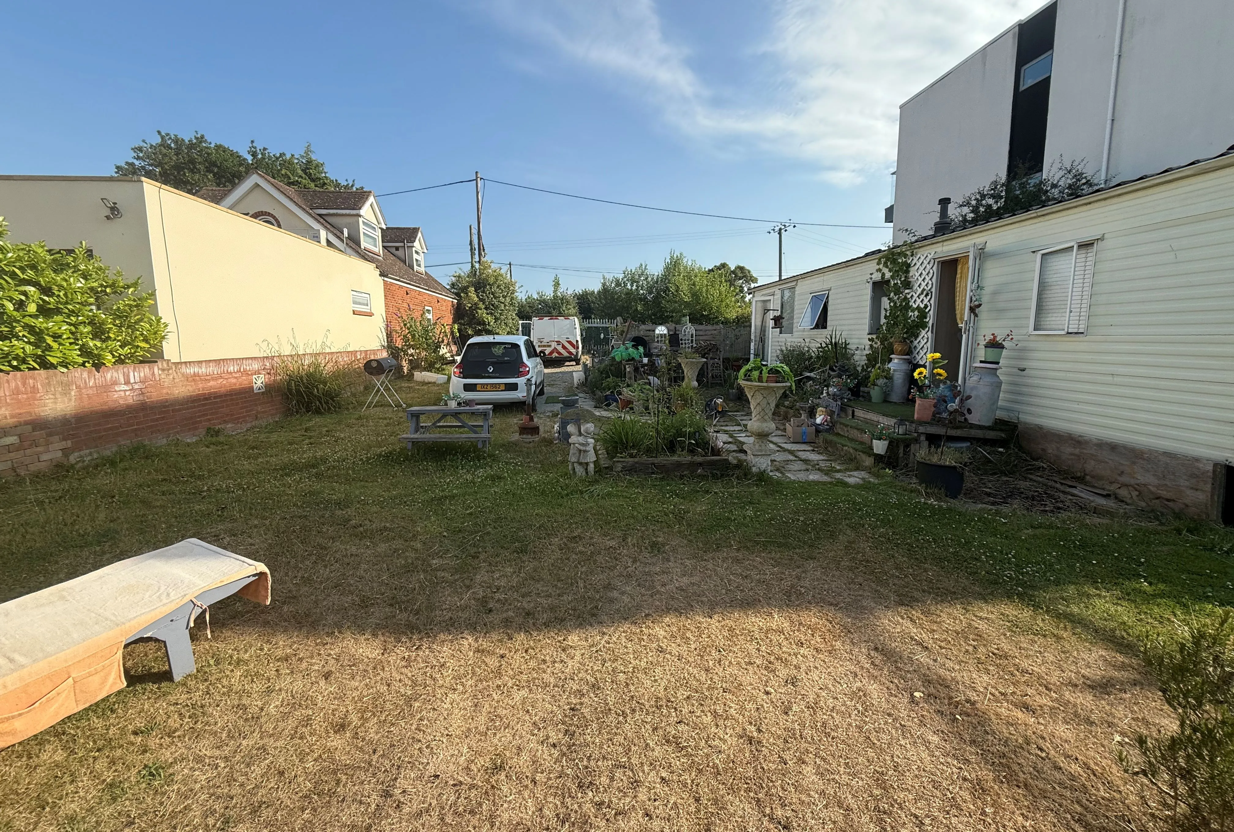 DEVELOPMENT OPPORTUNITY : FREEHOLD PARCEL OF LAND WITH DEVELOPMANT POTENTIAL LOCATED AT BRANDY HOLE WITH 100’ OF FORESHORE.  