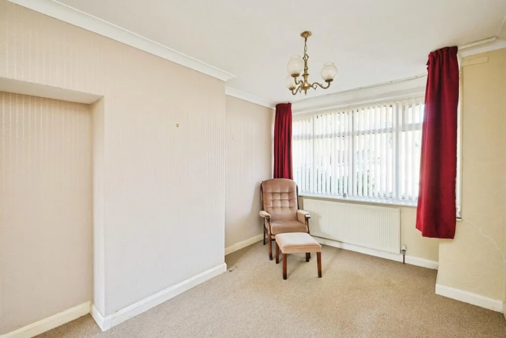 3 bed Semi-Detached