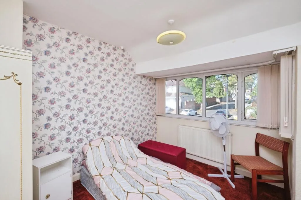 3 bed Semi-Detached