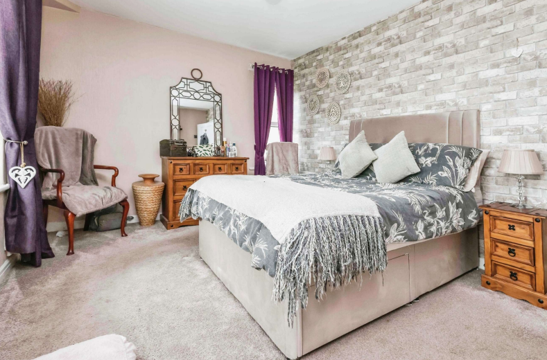 3 bed Semi-Detached