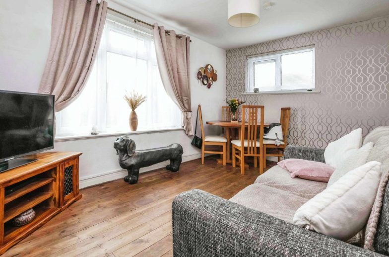 3 bed Semi-Detached