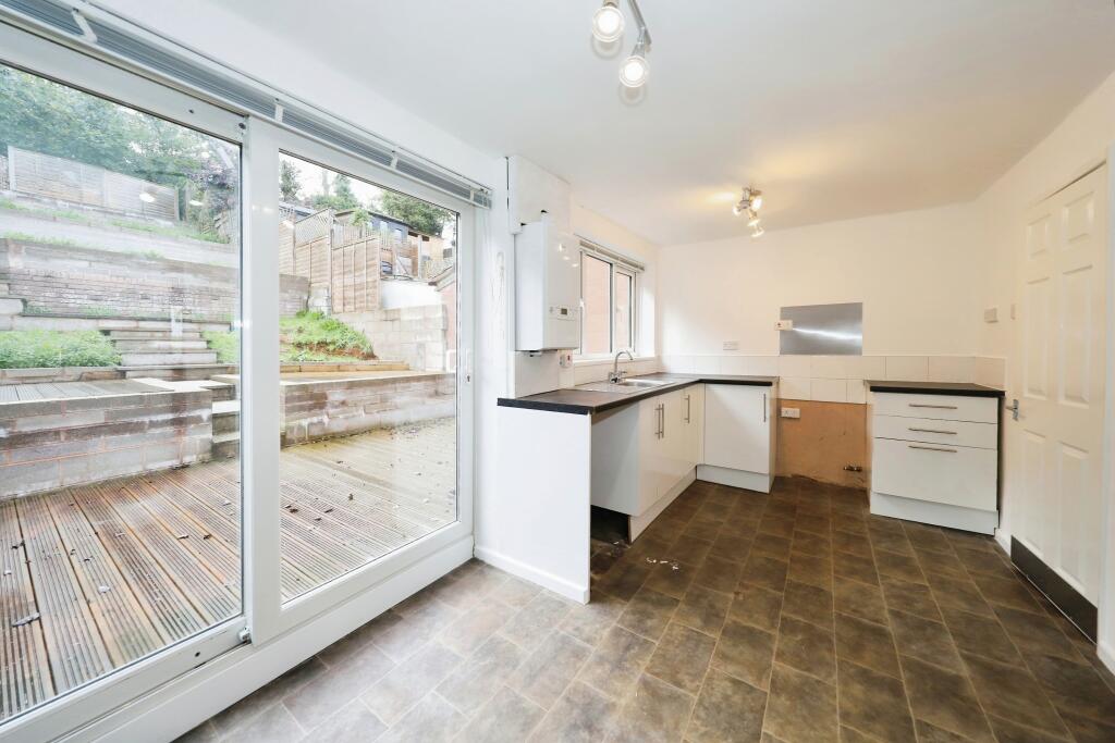 3 bed Terraced