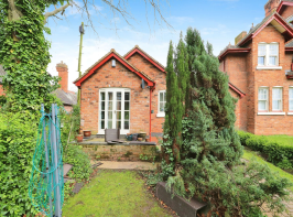 2 bed Bungalow