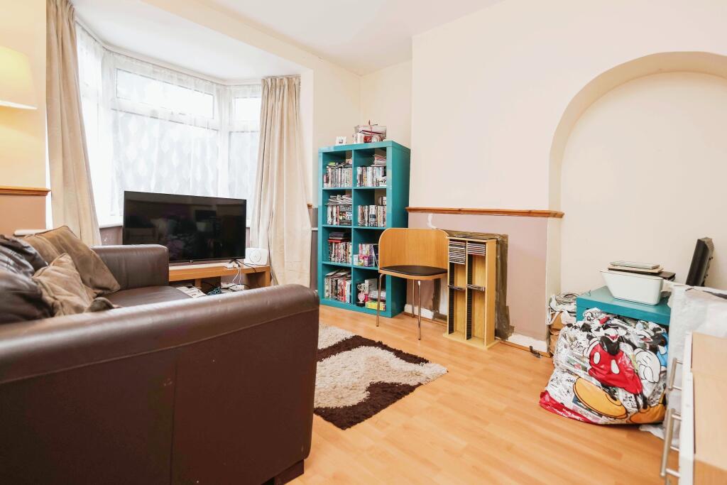 3 bed Semi-Detached