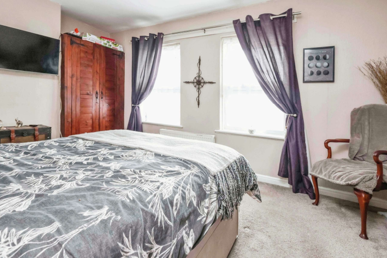 3 bed Semi-Detached