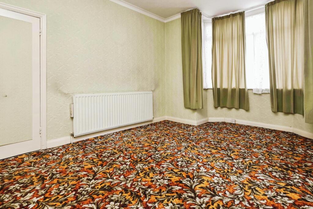 3 bed Semi-Detached
