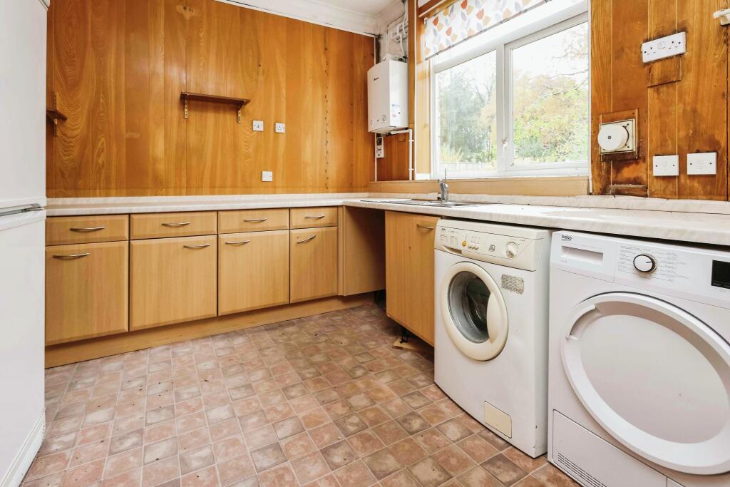 3 bed Semi-Detached