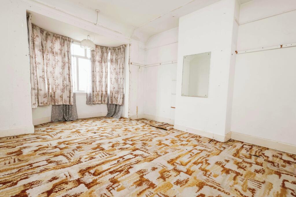 3 bed Semi-Detached