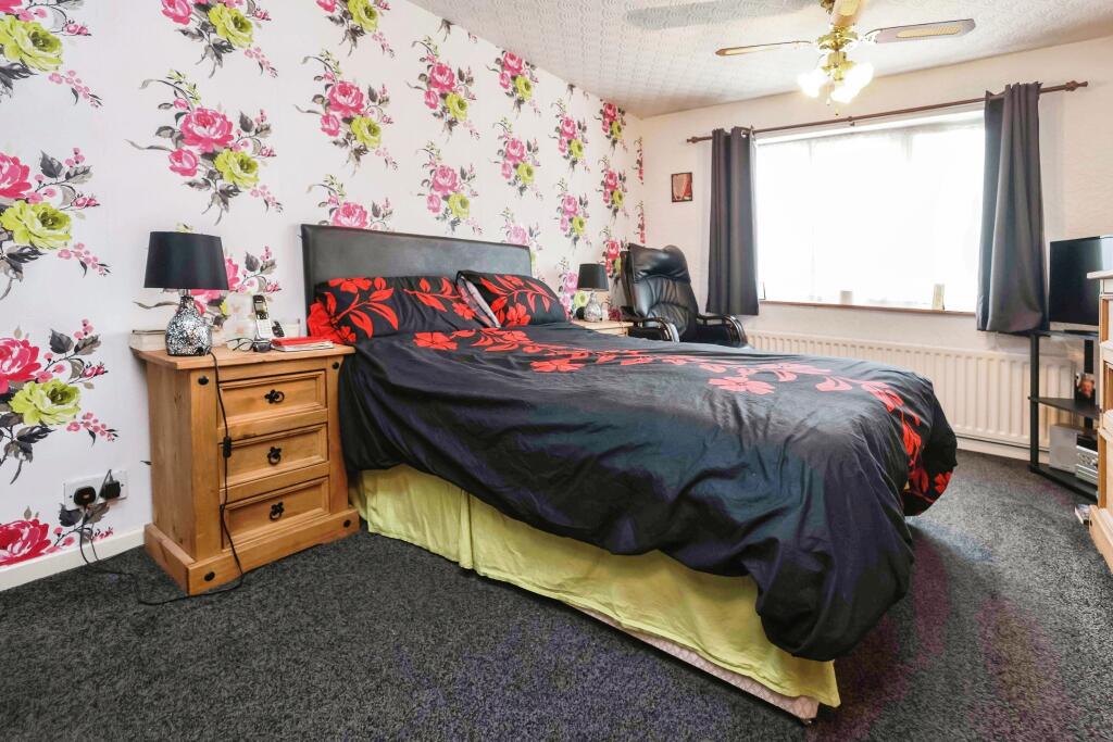3 bed Semi-Detached