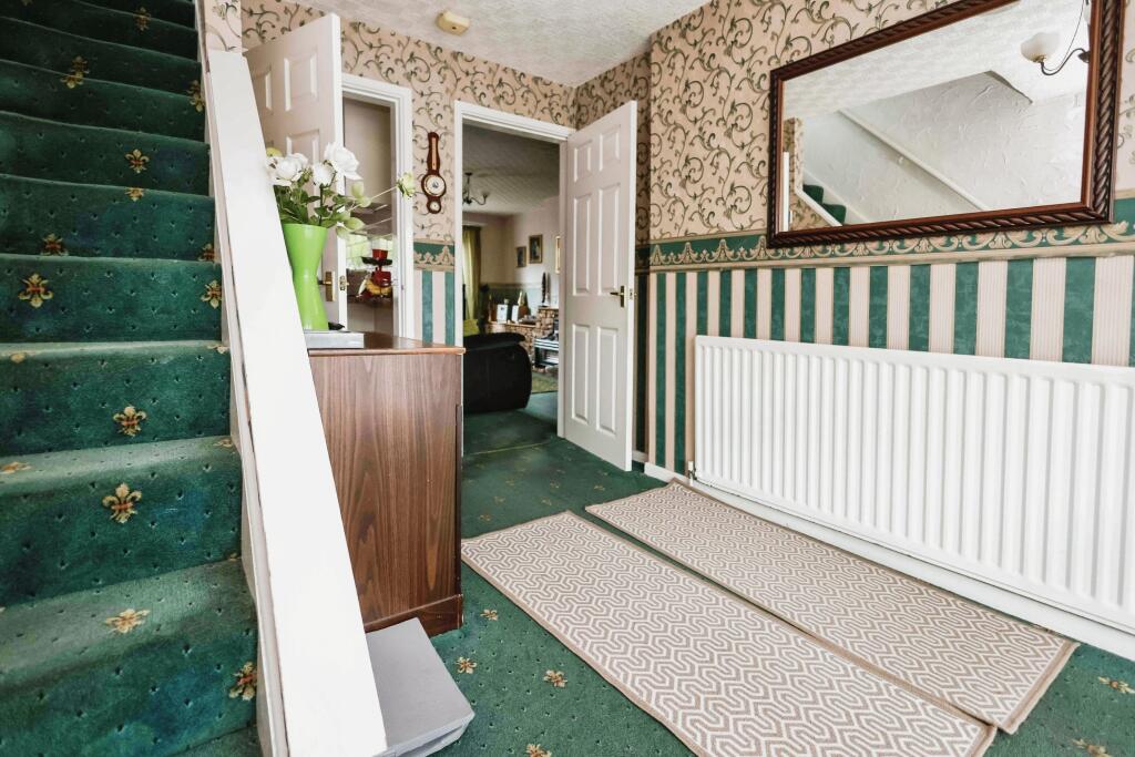 3 bed Semi-Detached