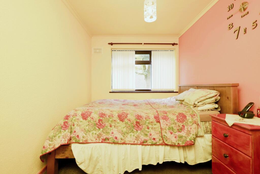 1 bed Ground Flat