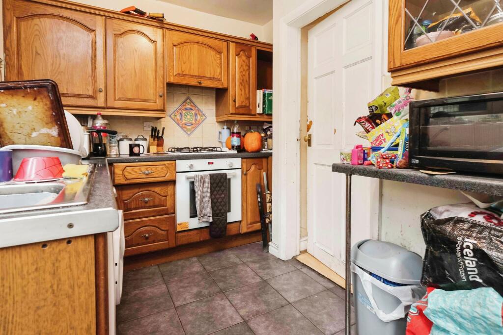 3 bed Semi-Detached