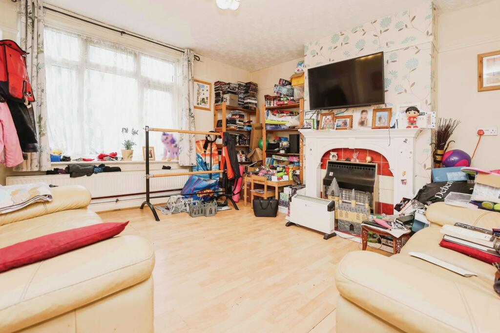 3 bed Semi-Detached