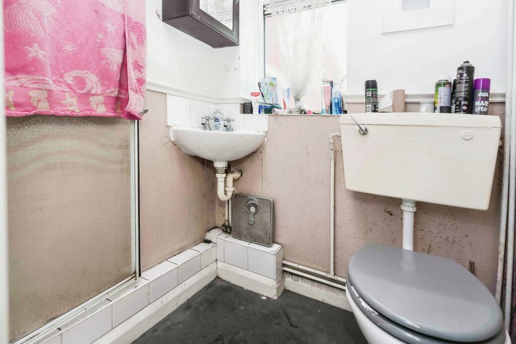 3 bed Semi-Detached