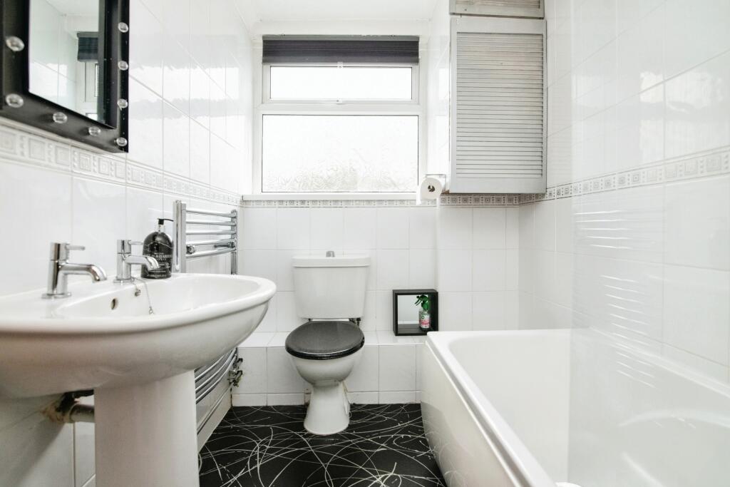 2 bed Apartment
