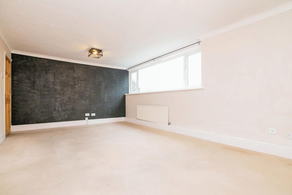 2 bed Apartment